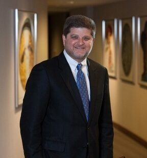 Photo of Douglas Schiffer