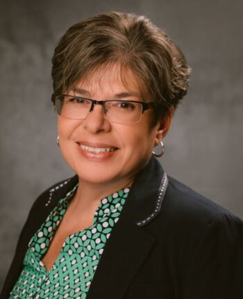 Photo of Suzanne Myers