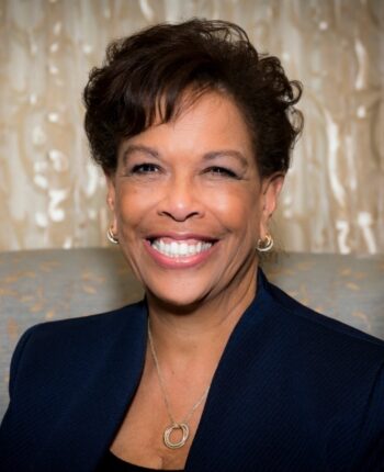 Photo of Brenda Bacon